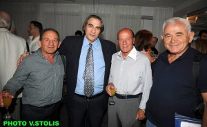 Δημήτρης Κοσσόβας, Θόδωρος Συνοδινός, Μίμης Δομάζος, Νίκος Ράπτης